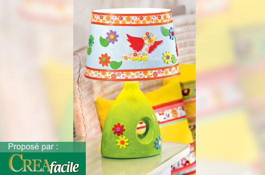 Lampe patchwork en feutrine et motifs de serviette