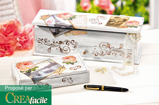 Bo&icirc;tes en bois romantiques