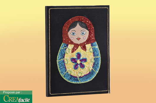 Matriochka en sequins