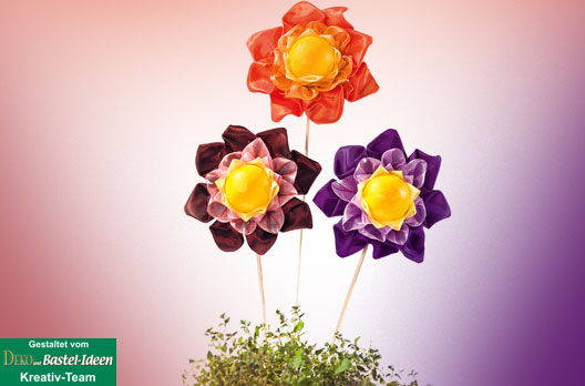 Herrliche Blumen in Artischockentechnik
