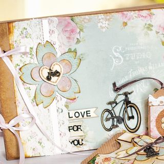 Anleitung: Scrapbook-Block im Vintage-Style dekorieren