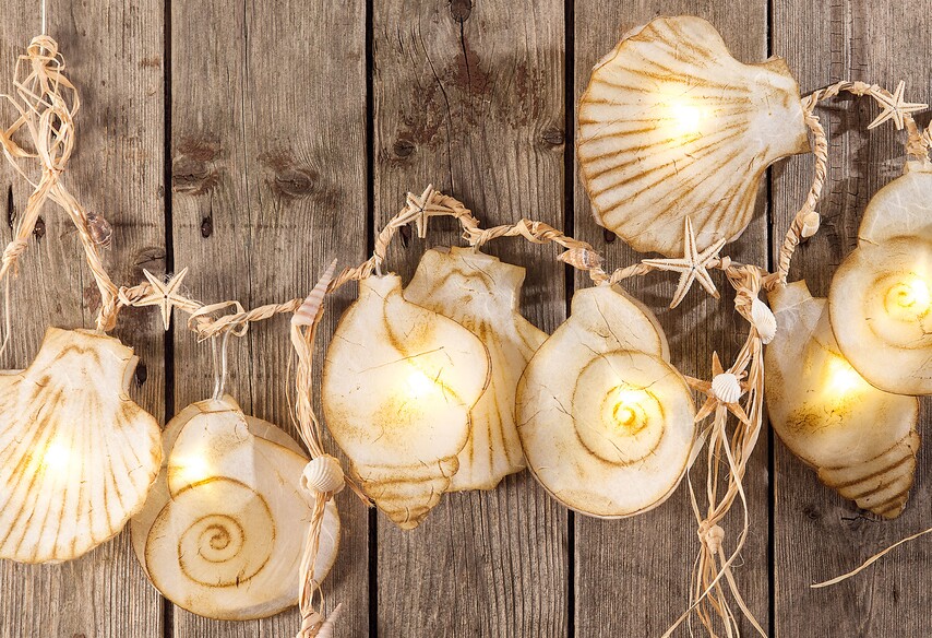 Maritime Lichterkette aus geprägter Lampenfolie VBS Hobby