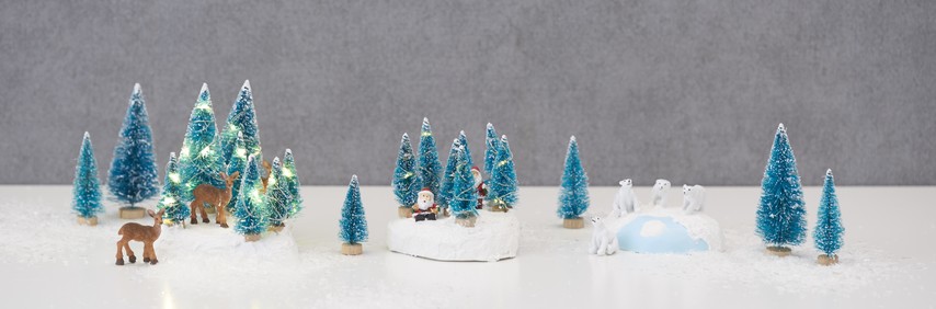 Steine mit Miniaturlandschaften (Rehe, Weihnachtsmänner und Eisbären): steine miniaturlandschaft