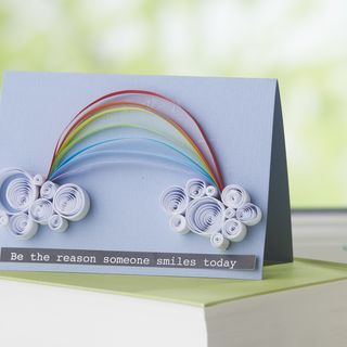 Regenbogen-Karte mit Quilling