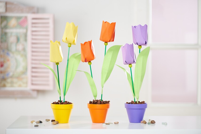 Papierblumenstrauß basteln: Eine blühende Freude für Groß und Klein!