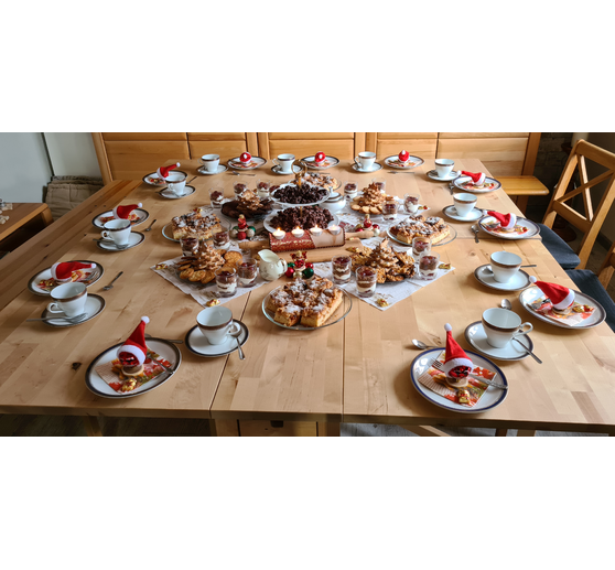 52_Bea_Kaffeetafel