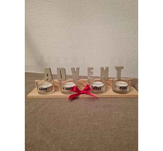 157_Kreativ Werk_Adventskranz mit Holzklötzchen
