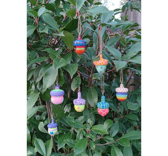 244_die_stempelhummel_Bunte Herbsteicheln