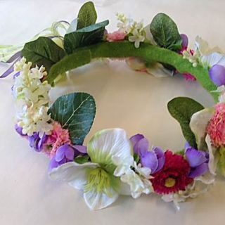 DIY: Blumenkranz fürs Haar