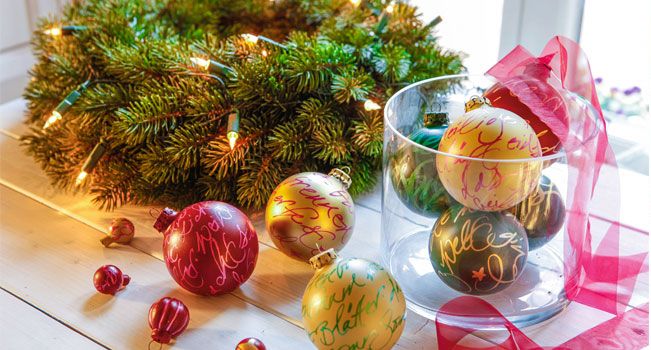 Aus oll´mach toll: Alte Weihnachtsdeko im neuen Gewand mit edding