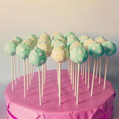 Cake Pop Ständer selber machen Cake Pop Ständer selbst gemacht mit Anleitung