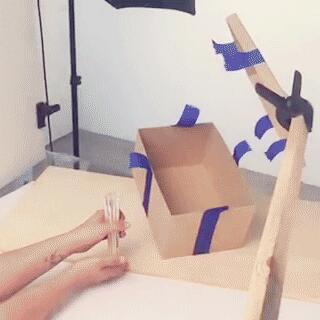 HK Making Of Pinsel