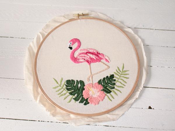 Flamingo Stickbild: Ergebnis Stickring Sticken lernen