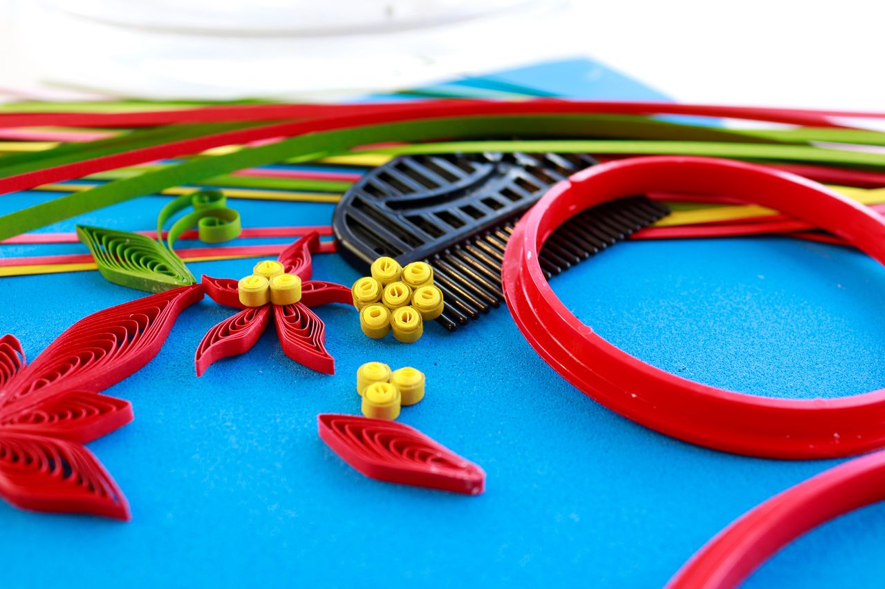 KarenMarie QuillingSet "Poinsettia" VBS Hobby