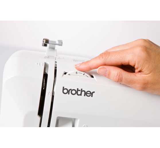brother Nähmaschine RH137