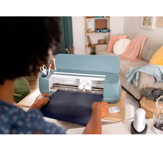 Cricut Maker 4 + Essentials-Bundle