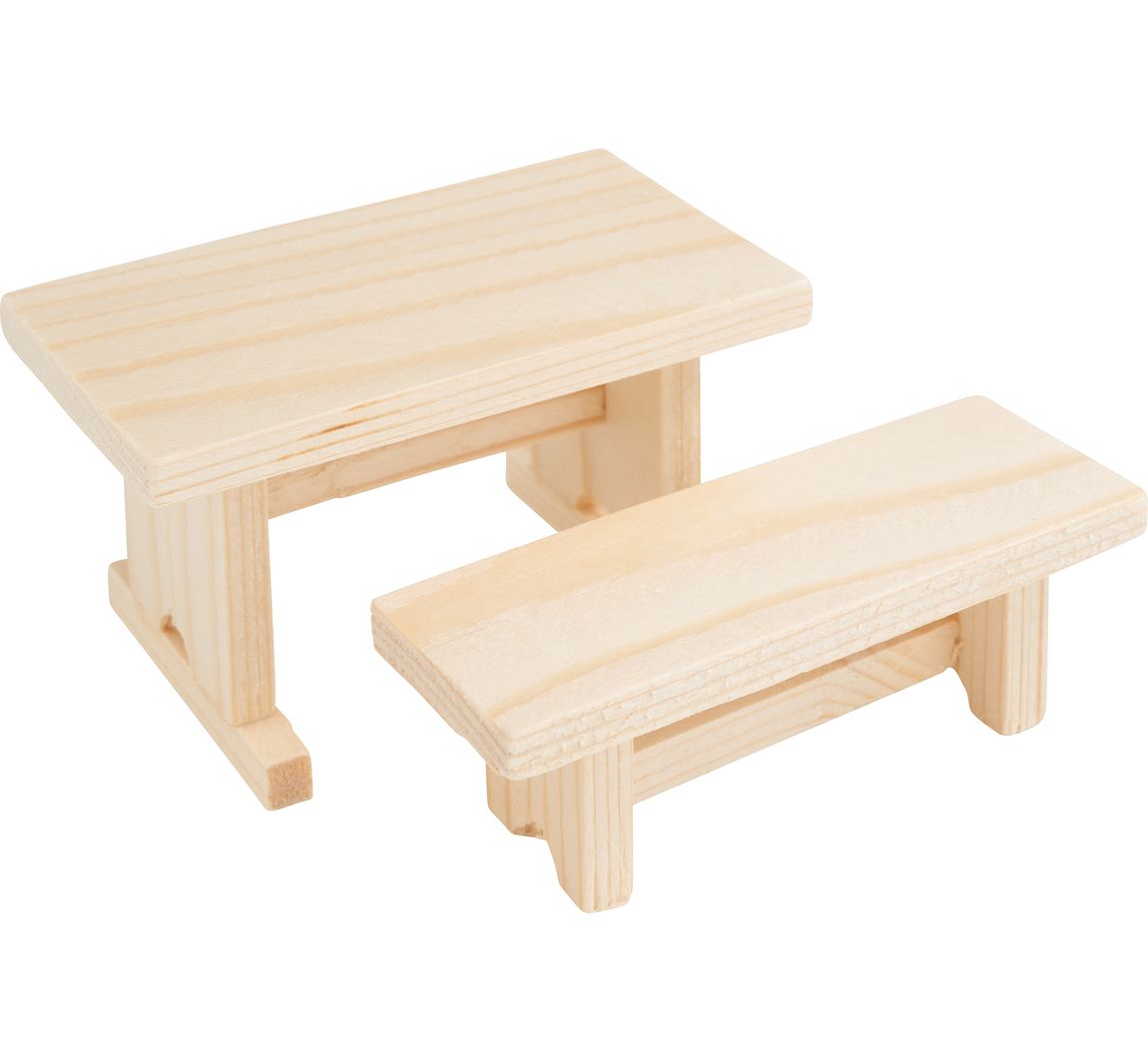 Holzbank und -tisch
