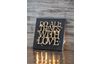 Holzschrift "Do all things with love"