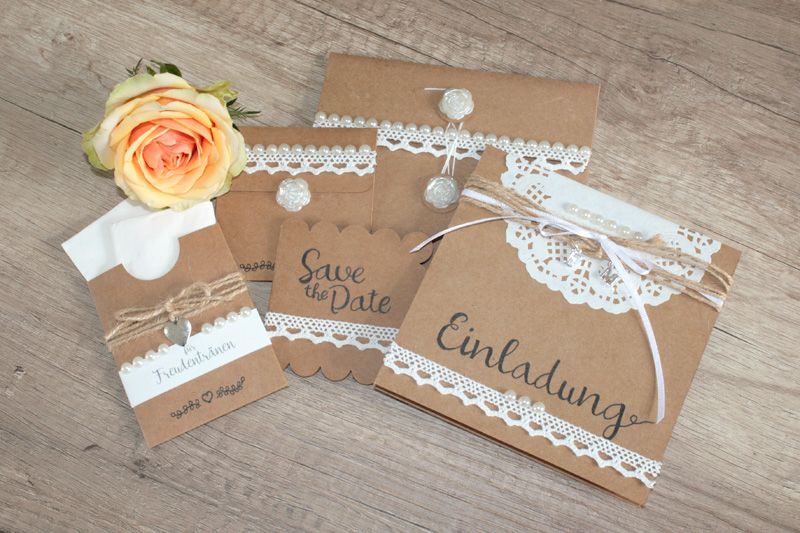 DIY: Hochzeitseinladungen, "Save the Date"-Karten & Taschentuchhüllen