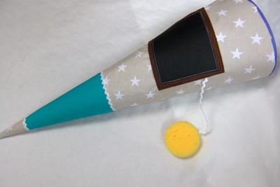Schultüte basteln Anleitung mit Tafel