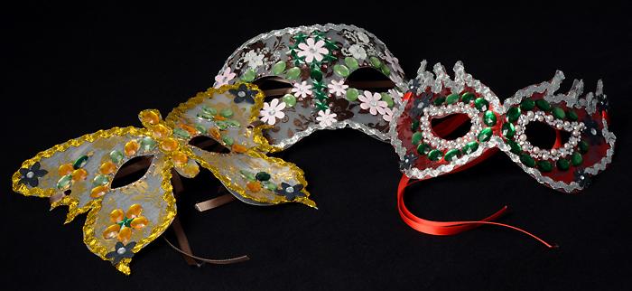 Venezianische Maske basteln mit Anleitung