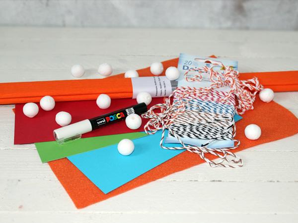 Geschenkverpackung zu Weihnachten mit Schneemännern - Kostenlose Anleitung