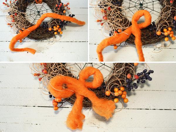 Halloweendeko: Halloweenkranz mit Spinnen 