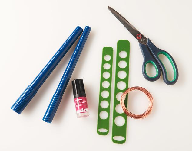 Materialien für Edding Nagellack Ring selbst basteln