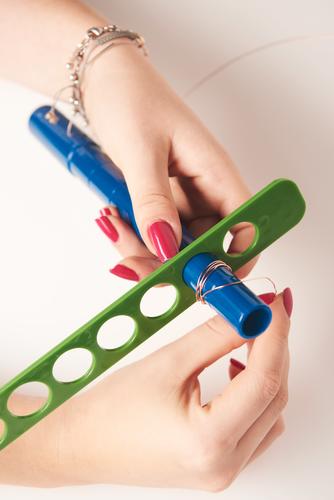 Drahtgröße bestimmen für den Nagellack Ring