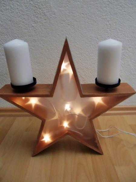 Weihnachtsdeko in Metallic-Look