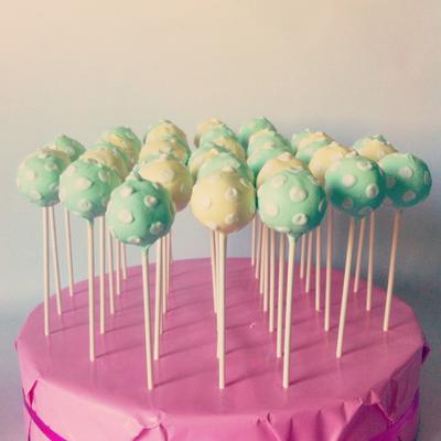 Cake Pop Ständer selbst gemacht mit Anleitung